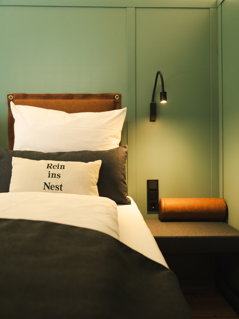 Falk&Frei-Haupthaus-FZ-Bettdetail