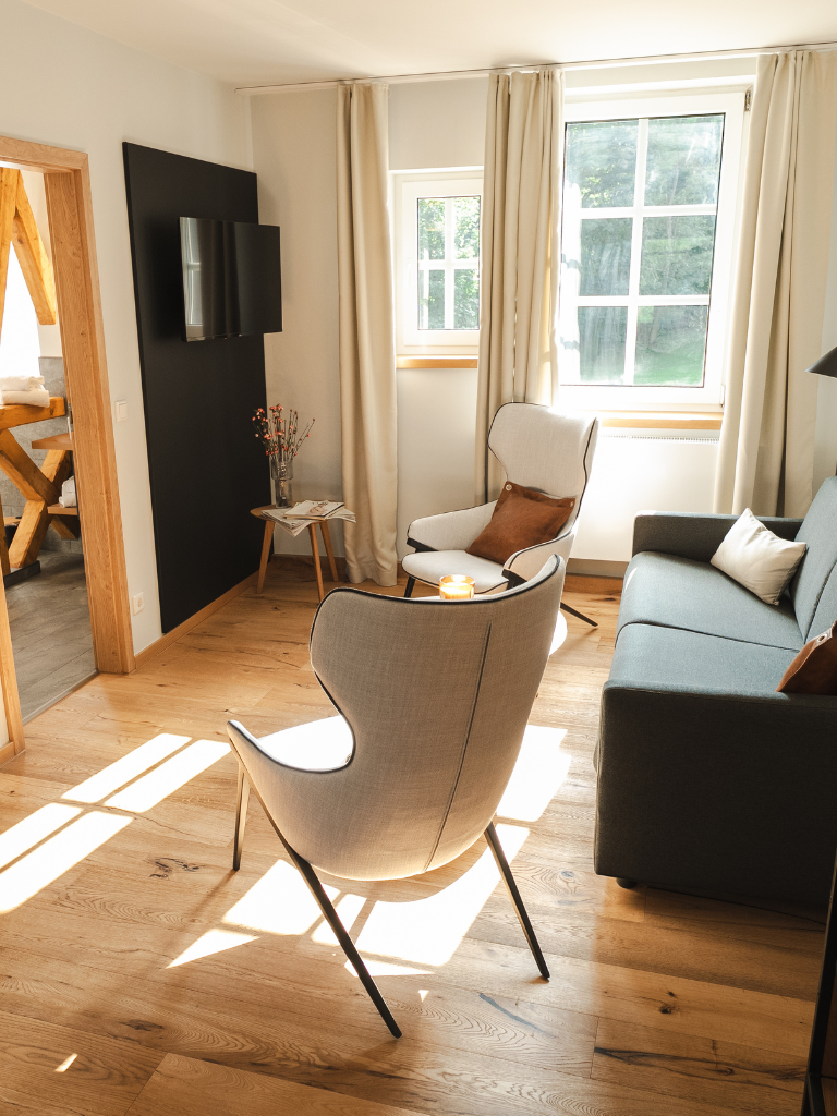 Falk&Frei-Haupthaus-FZ-Wohnen